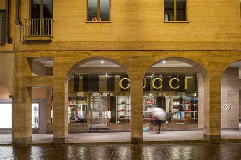 gucci lugano uffici|Gucci Lugano Öffnungszeiten in Lugano, Via Nassa 2.